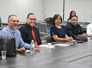 Director de la Oficina Nacional de Defensa Pública visita la Sociedad para Asistencia Legal de Puerto Rico