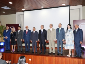 Director de la Oficina Nacional de Defensa Pública, participa en conferencia del Tribunal Constitucional.