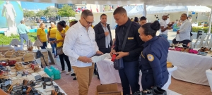Director de la Oficina Nacional de Defensa Pública, participa en la Feria Artesanal y de Producción del Sistema Penitenciario
