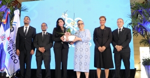 Director de la Defensa Pública asiste al cambio de mando en la Procuraduría General de la República