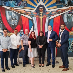 El Director de la Oficina Nacional de Defensa Pública de visita Colegio de abogados de Puerto Rico