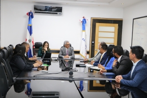 "Directores de ONDP y Presupuesto Buscan Soluciones: Urge Mayor Presupuesto para Aumentar Defensores Públicos"