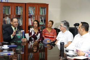 Delegación de Funcionarios Mexicanos se reúne con el Director de la Oficina Nacional de Defensa Pública.