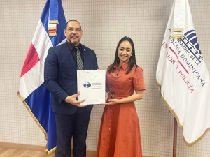 Director de la ONDP, se reúne con la Ministra de Interior y Policía.