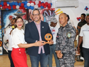 Centro de Privación de Libertad "La Victoria" reconoce el compromiso del Director Nacional de Defensa Pública, Lcdo. Rodolfo Valentín Santos