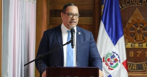 Rodolfo Valentín Santos, invitado especial en UTESUR por lanzamiento de Puntos de Vista