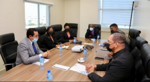 Lic. Rodolfo Valentín Santos, se reúne con autoridades del Ministerio de Administración Pública (MAP)